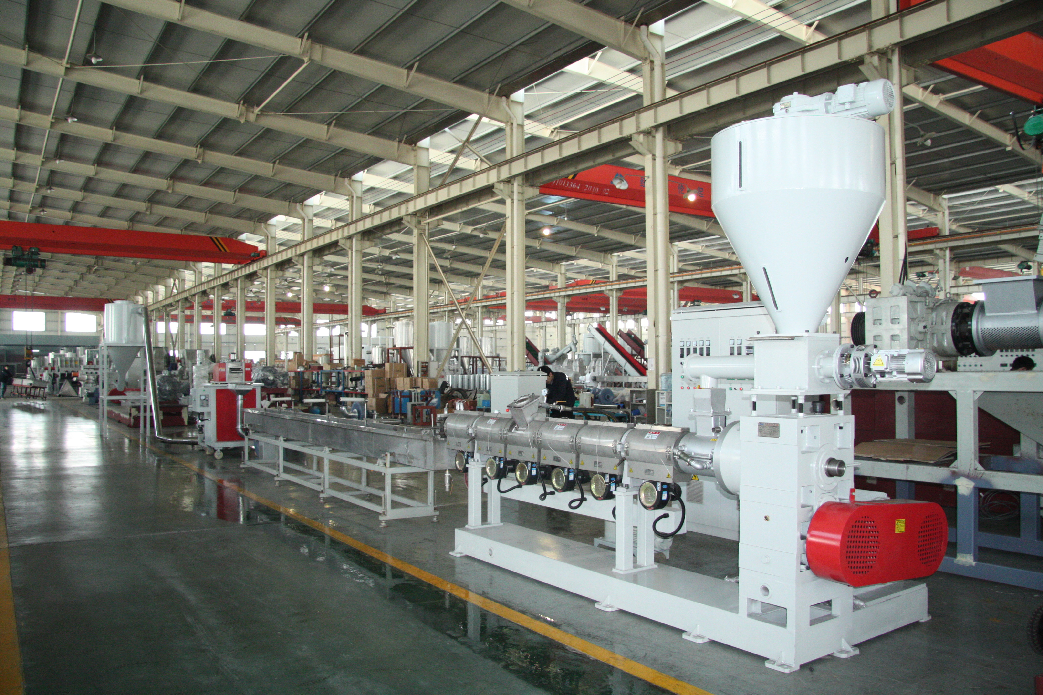 38CrMoAL Screw Plastic Pelletizing Recycling Machine For HDPE