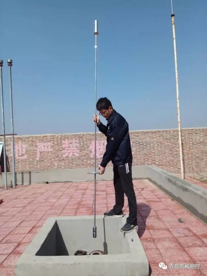 Service station equipment level gauge probe fuel float sensor