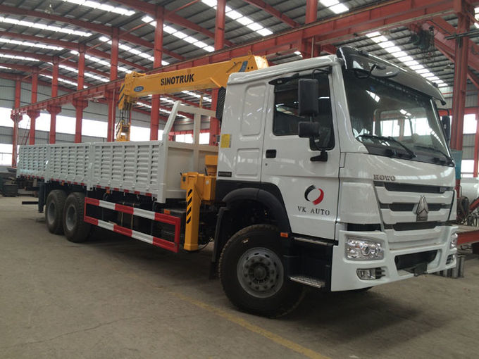 Heavy Duty 12 Tons HIAB Truck Mounted Telescopic Crane 6X4 LHD Truck Cargo Lift