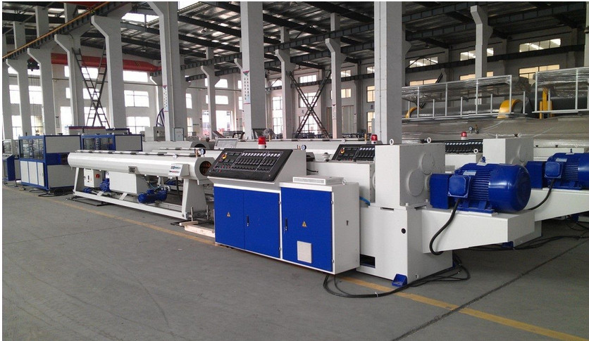 PVC Plastic Extrusion Machine , Pvc Pipe Production Line For Pipe