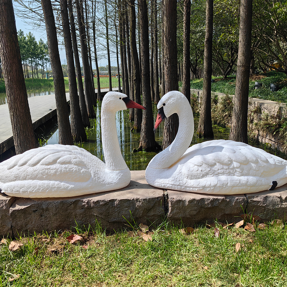 Rester Body Style Hunting Decoy Lifelike Plastic Life Size Swan Decoy for Geese Hunting