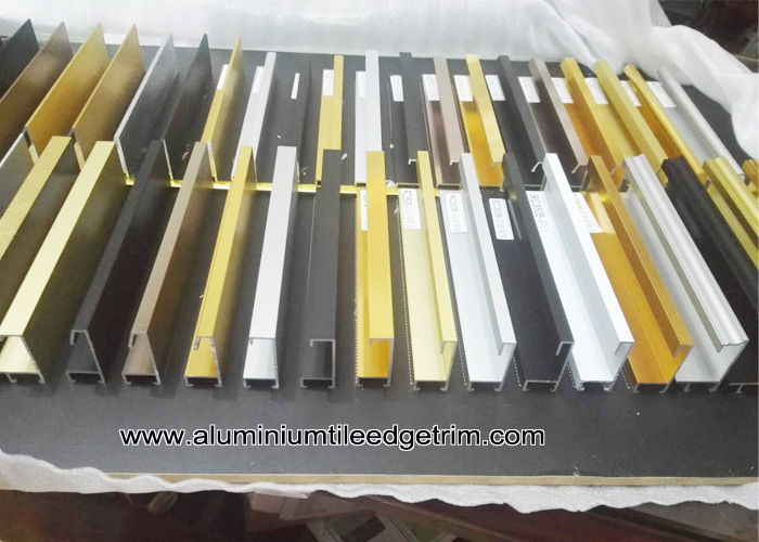 metal picture frames in different size