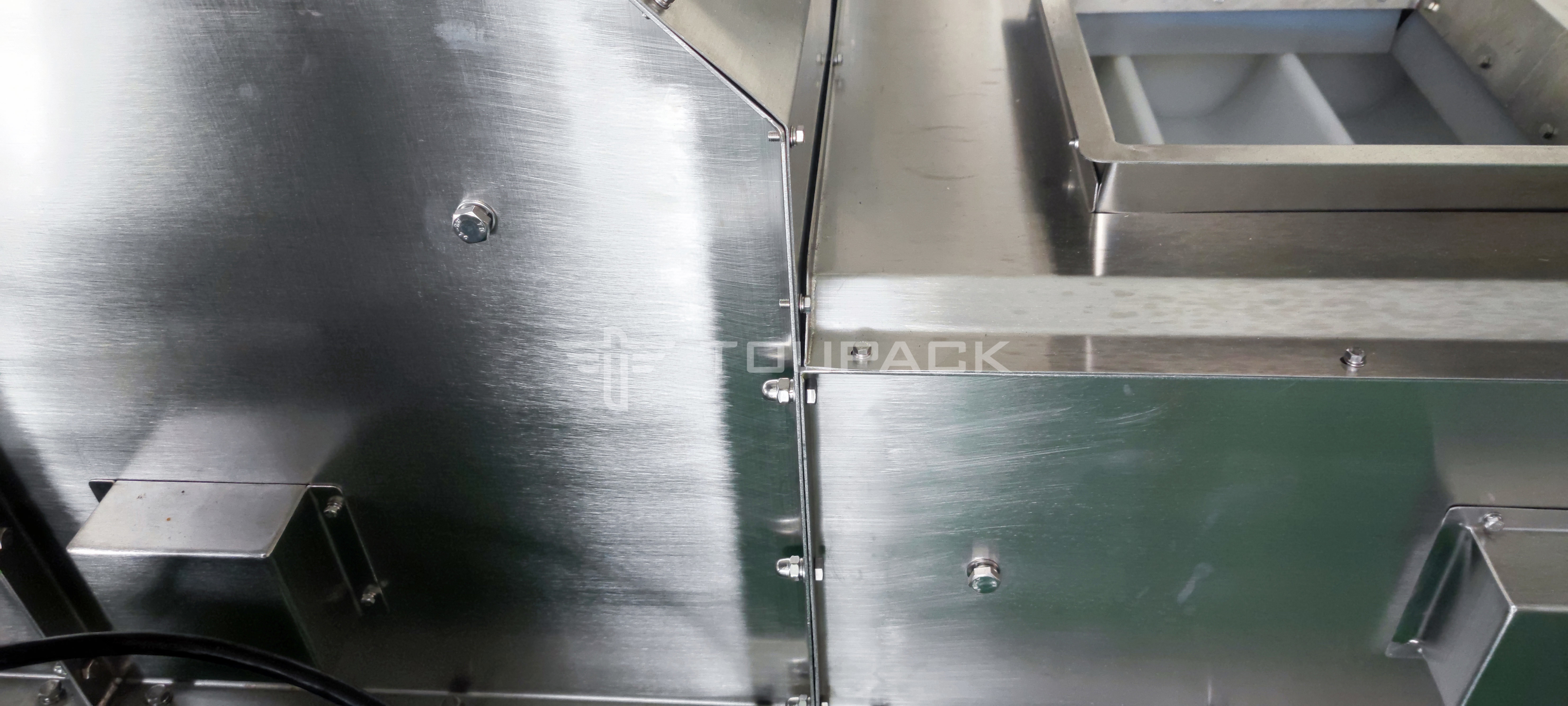 SS Eversion Z Type Bucket Elevator Chemical Bulk Powder Particle Material Handling Conveying Machine