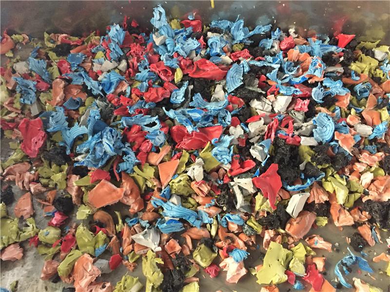 Single Shaft Waste Plastic Lumps Shredder Machine 200kg/H Granulator