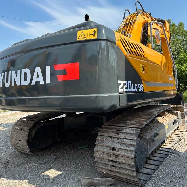 Used Hyundai Crawler Excavator R220LC-9s Excavator 1.0m3 Bucket Capacity For Construction