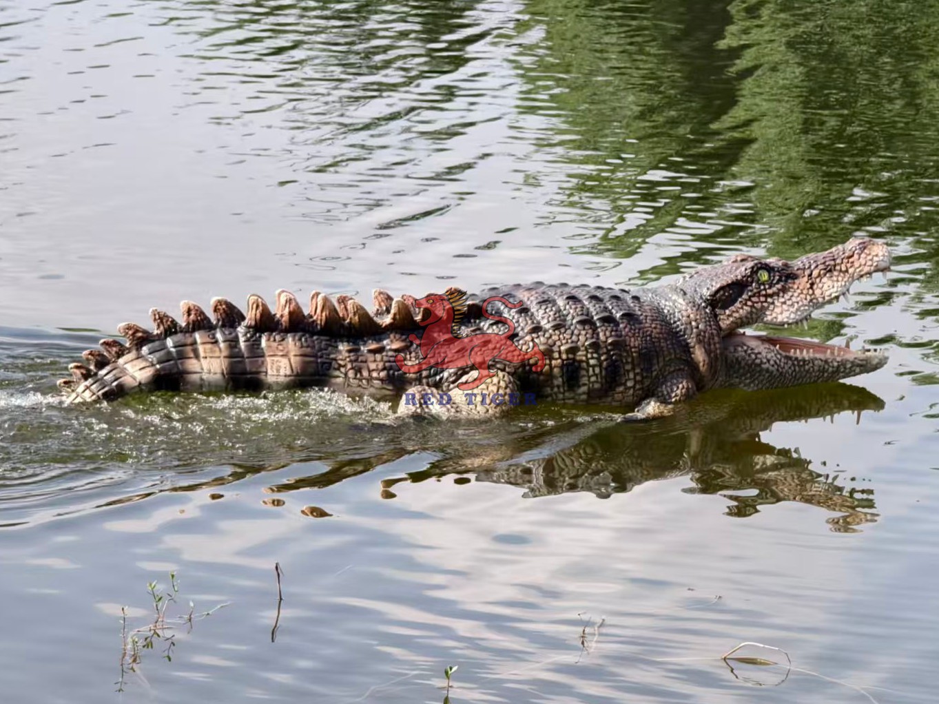 New Realistic Animatronic Remote Control Swimming Robot Crocodile