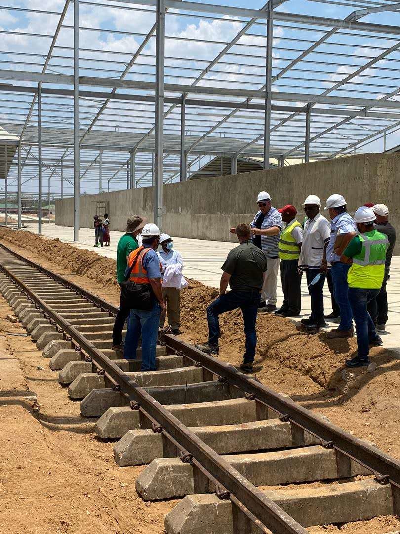 Metallic Industrial Steel Buildings Q355B Q235B Prefabricated Steel Structure Workshop