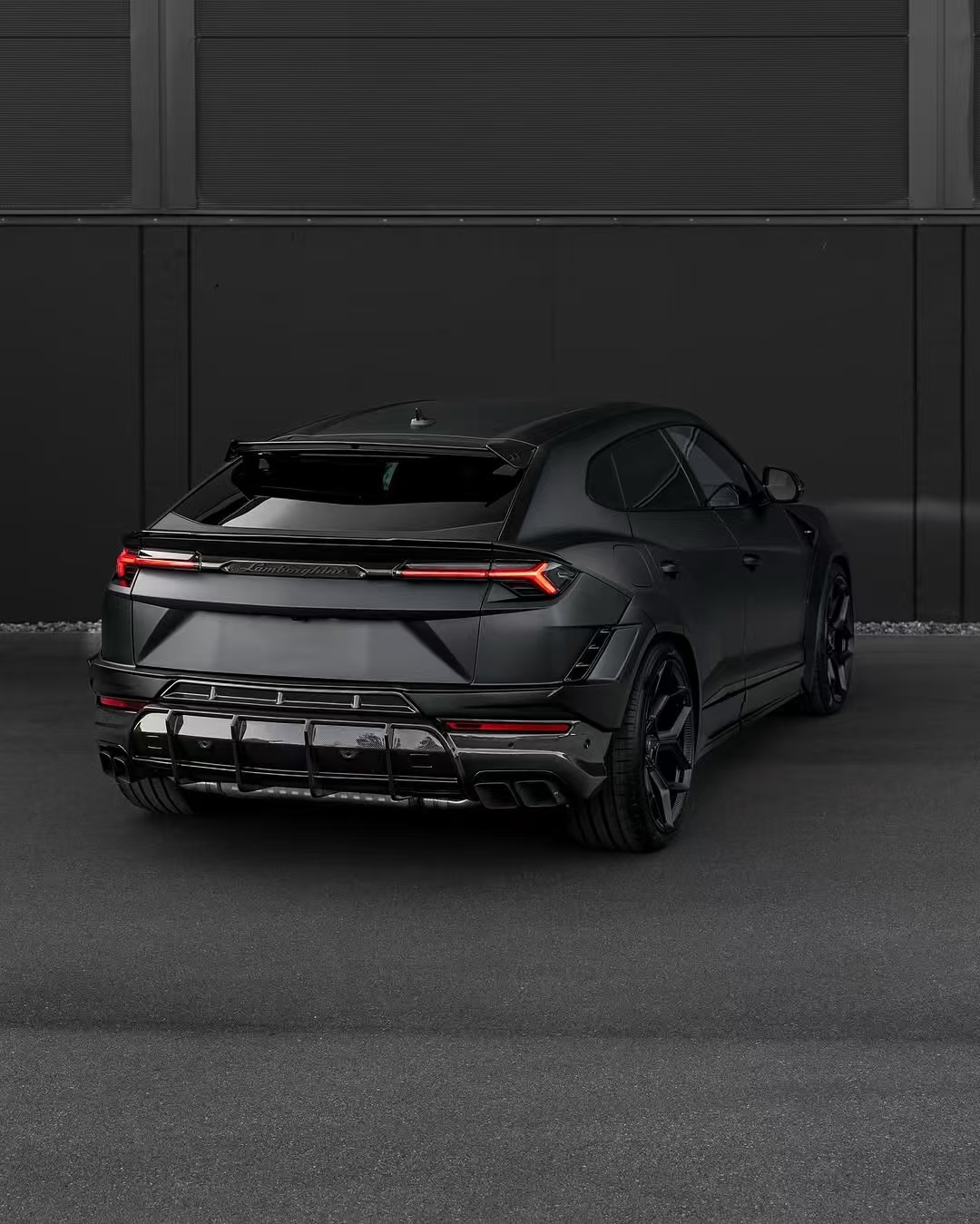 Lamborghini URUS Carbon Body Kit NT Style Front Lip Diffuser Spoiler Custom Wide Body Kits