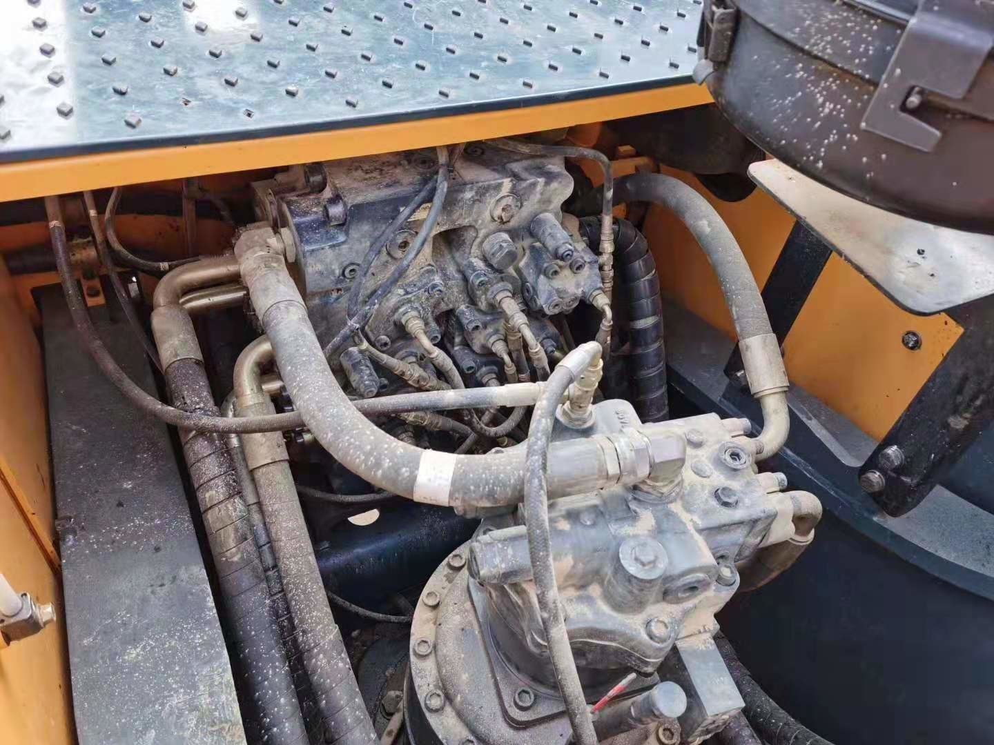1.9m3 Bucket 38T R385VS Mining Hyundai Crawler Excavator