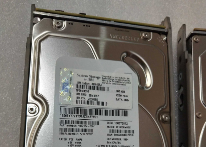 4610 39M4554 39M4557 Seagate Hard Disk 500G 7.2K SATA-FC DS4700 1 Year Warranty