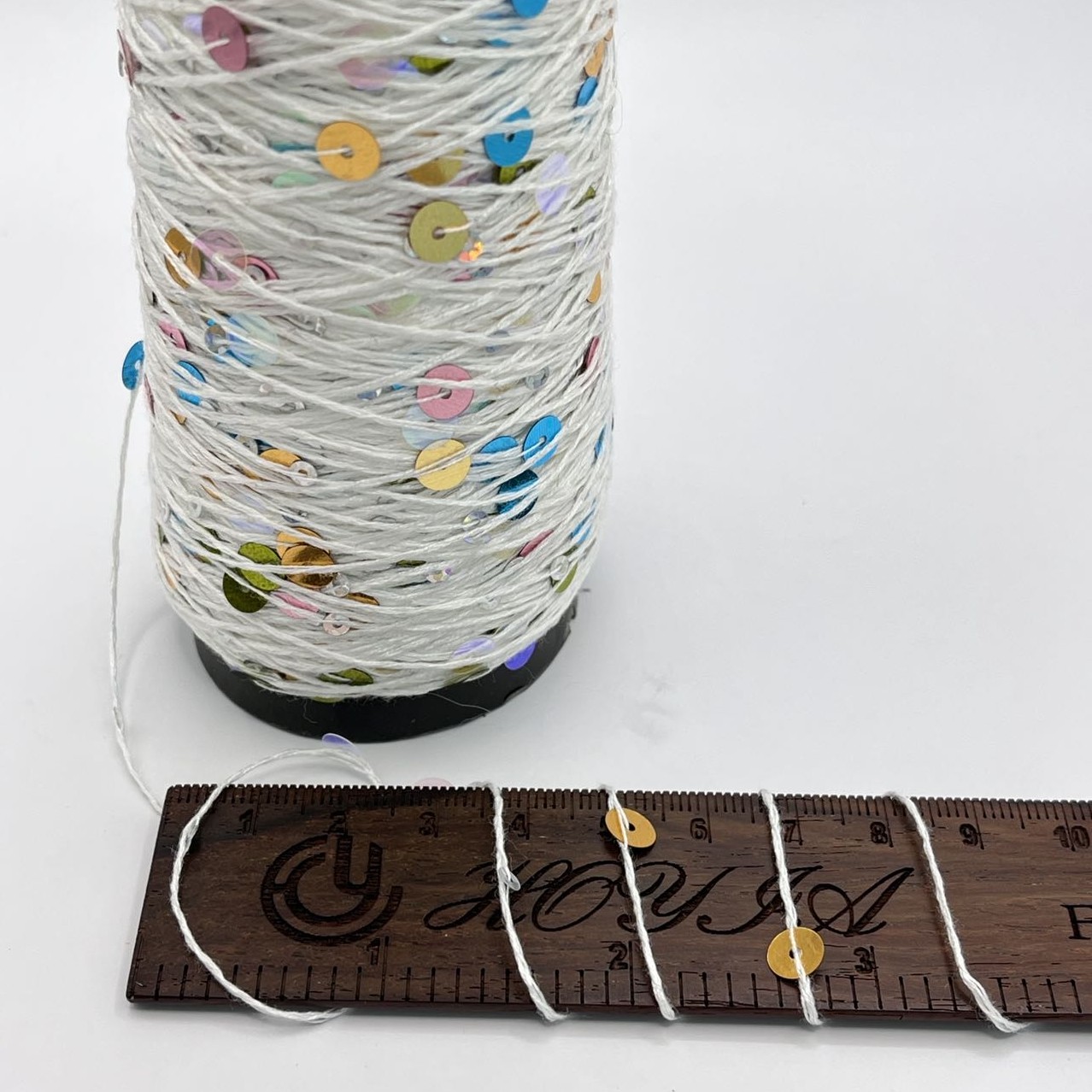 Customized 1/2.3NM Sequin Yarn Crochet Cotton Blended Yarn 55% Cotton 45% Polyester