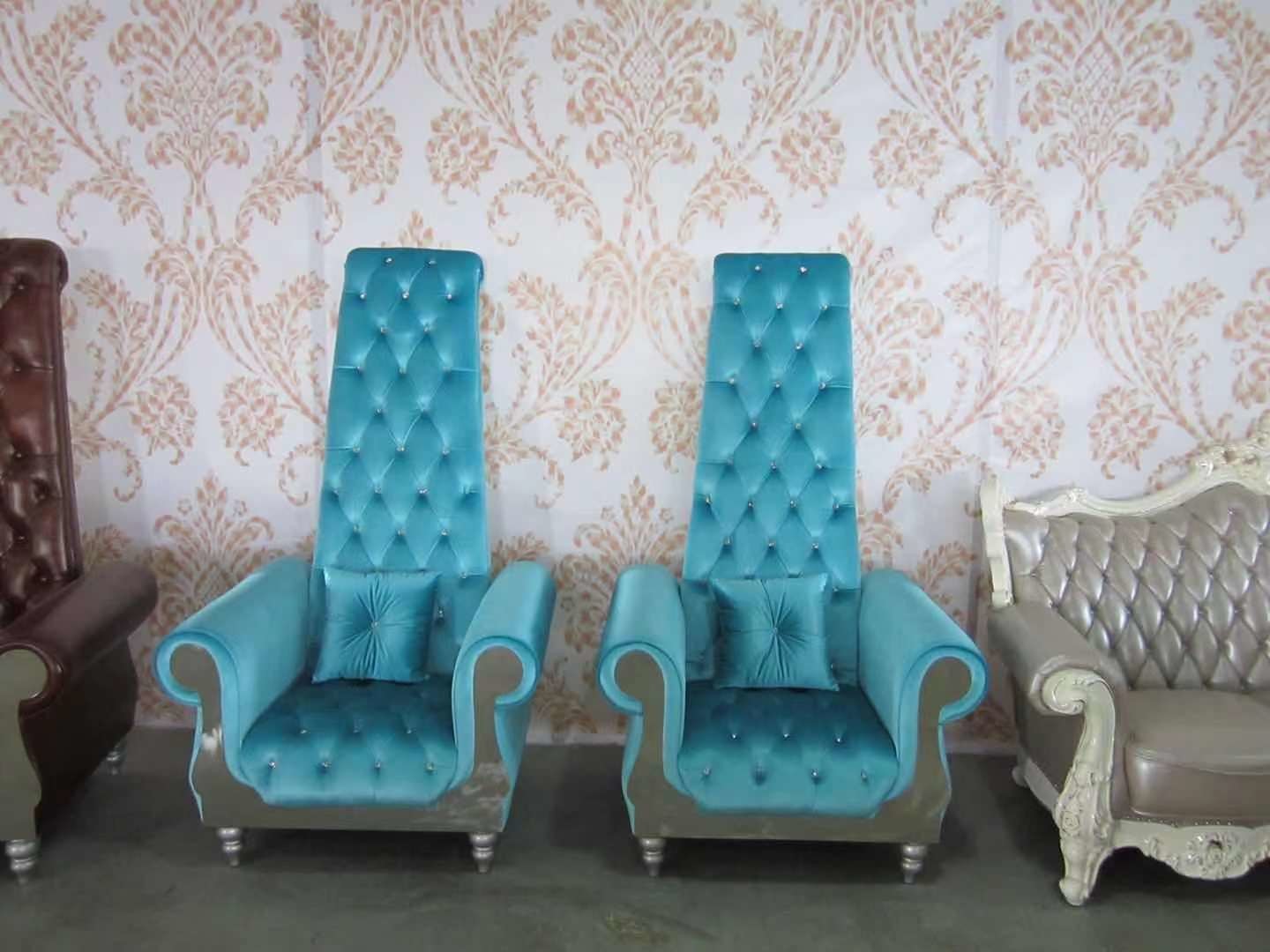 Wedding King And Queen Thrones