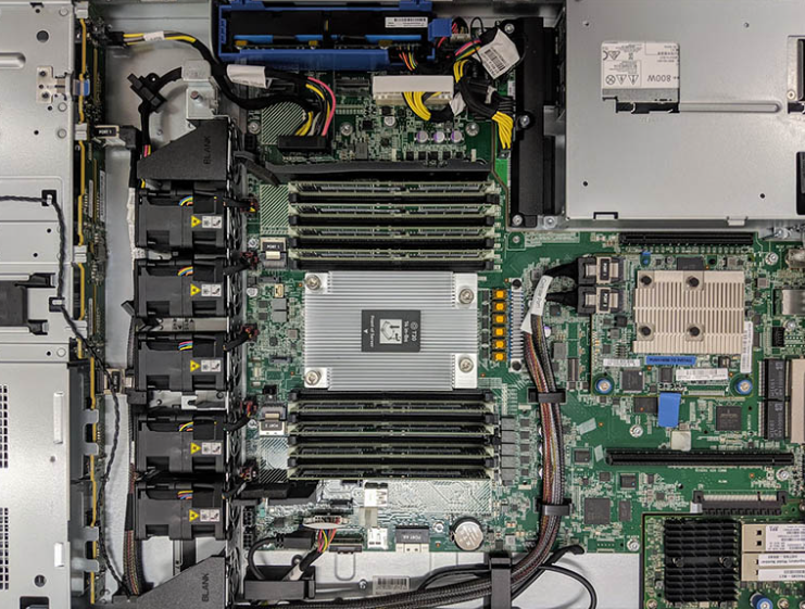 AMD EPYC 7532 Powered HPE ProLiant DL325 Gen10 Server with HPE Smart Array E208i-a SR