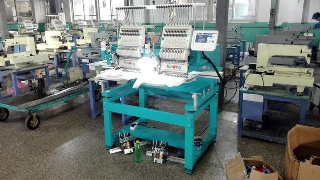 Multi - Languages 3D Cap Two Head Embroidery Machine , Head Interval 500mm