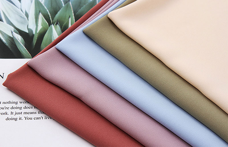 Sustainable 138gsm Plain Dyeing Polyester Fabric For Women'S Clothing