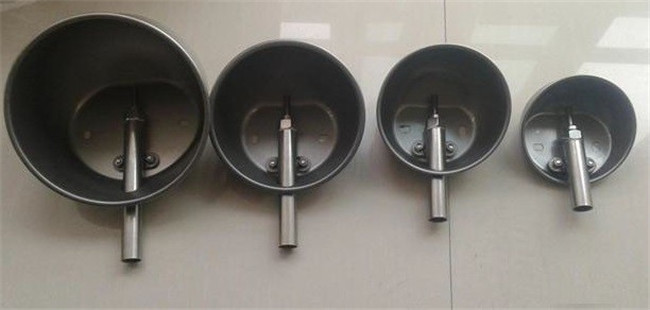 5''(13cm) 304 Stainless Steel Animal Feeding Through Pig Water Drinkers