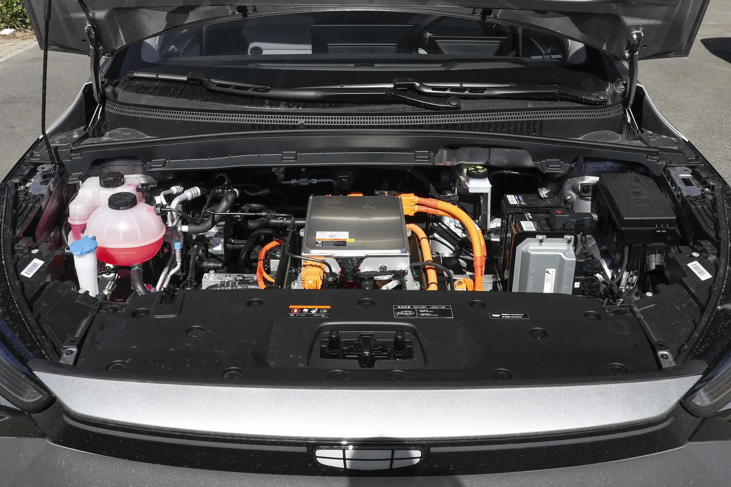 Mirai New Energy Vehicle 2022 Molde 580km 204hp Pure Electric Car Geely Atlas M6
