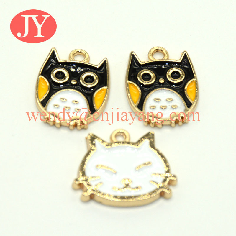 customized black enamle cat hanging plating epoxy gold metal tag