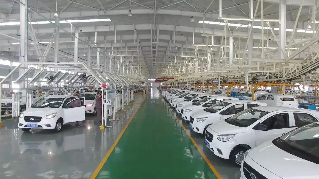 2023 Aion Y 70 80 Electric Vehicles Electric Car with Lithium Battery and 6-8 Hours Charging Time