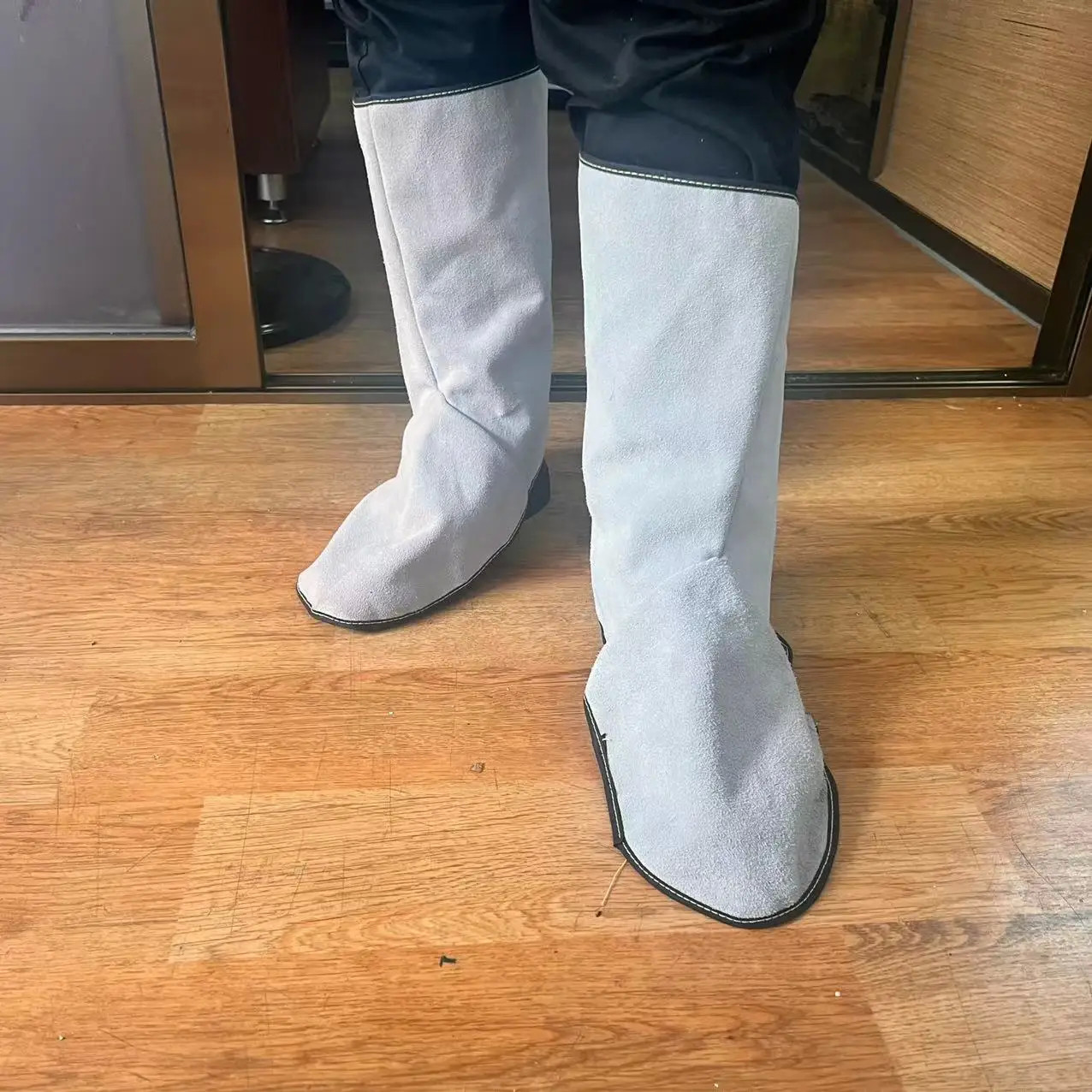 Real Cow Leather Mens Heat Proof Electric Welding Workwear Workshop Uniforms Electrician Coveralls Coat Pants Protective