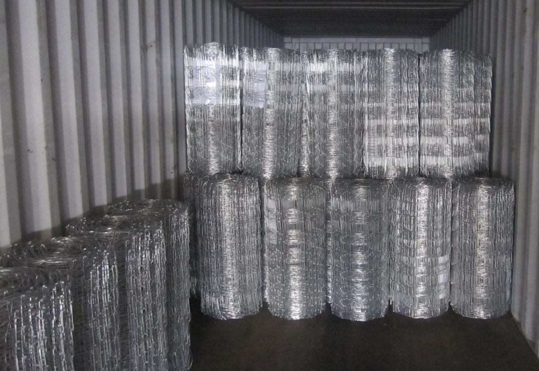 Goat Sheep Cattle 4.0mm Wire Mesh Farm Fencing Corrosion Resistance