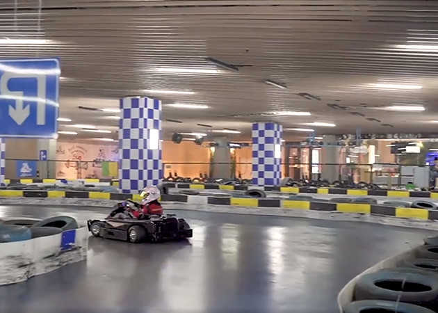 Recreational Sports Electric Go Kart For Adults 75km/H 43mm Terrain Clearance