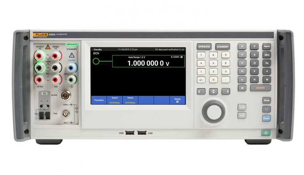 5560A Multi-Product Calibrator Tested Functions and Calibration Support for Accurate Results