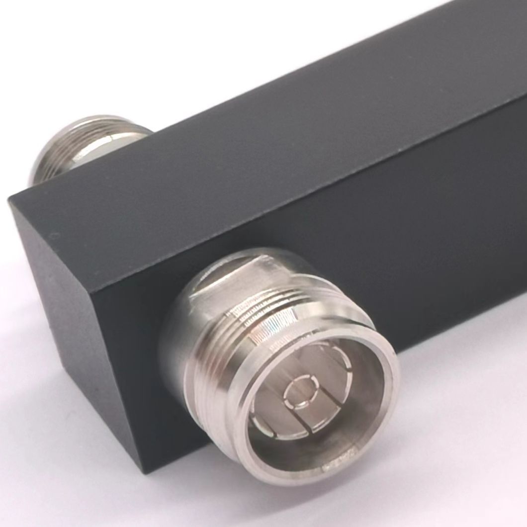 Ultra Wideband 3 Way Low Pim Reactive High Power Splitter 350-3800MHz 4.3-10 F