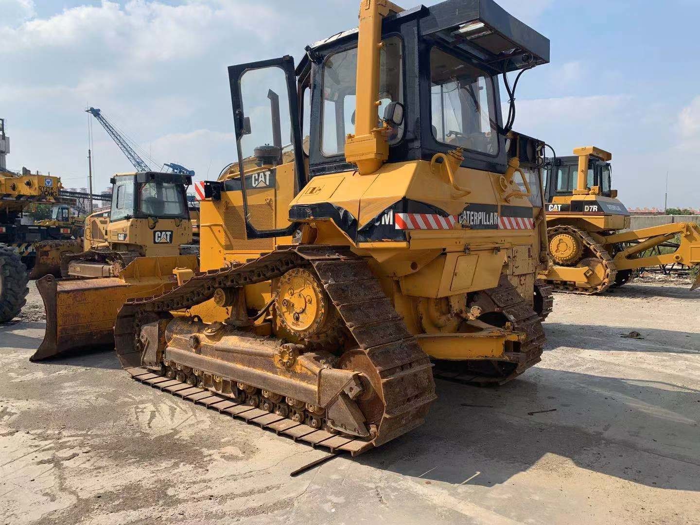 Original Color D5M LGP Used Crawler Bulldozer High Drive Used Caterpillar Bulldozer