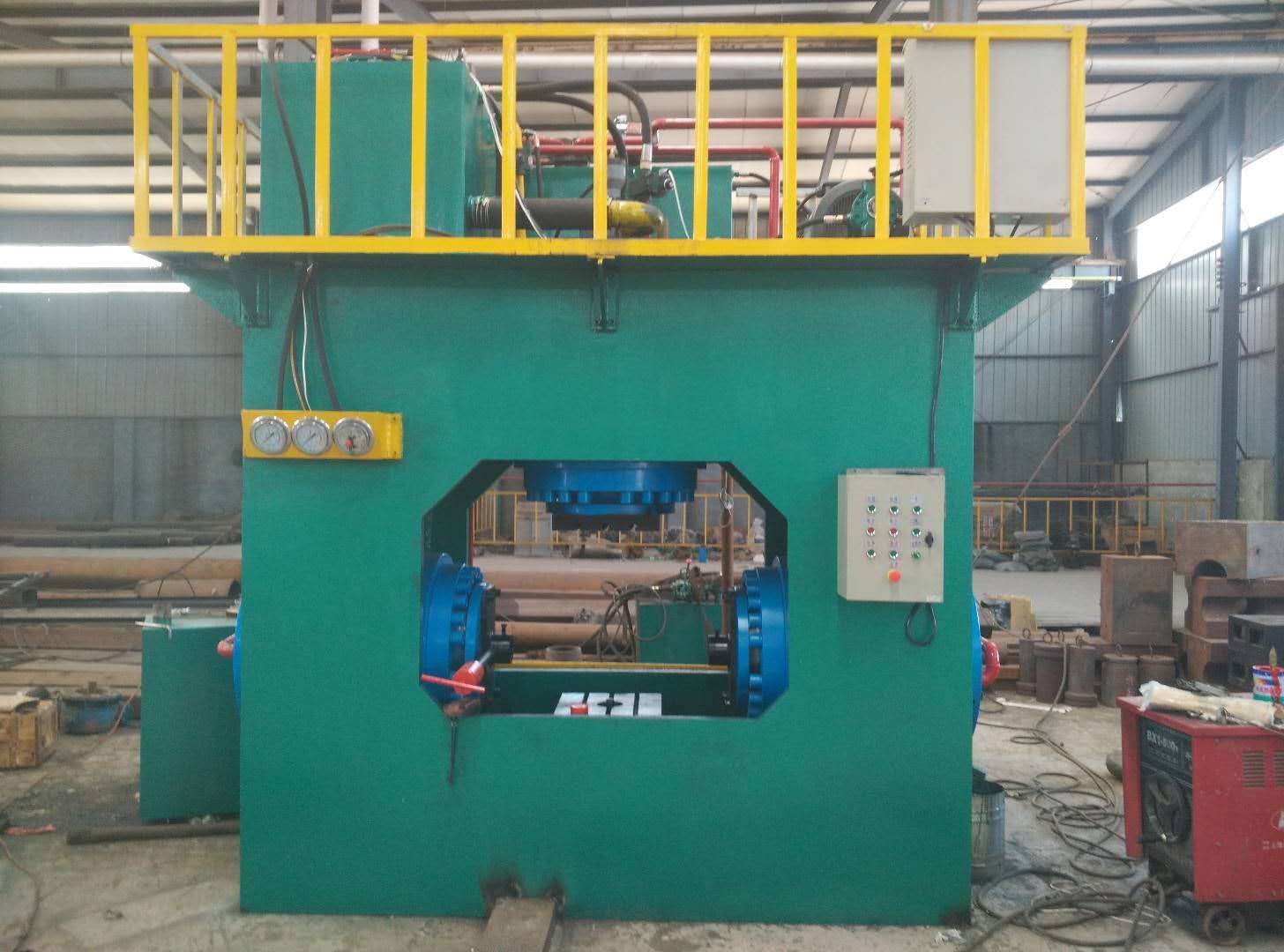PLC Control Tee Forming Machine , 380V 50Hz 3 Phase Automatic Forming Machine