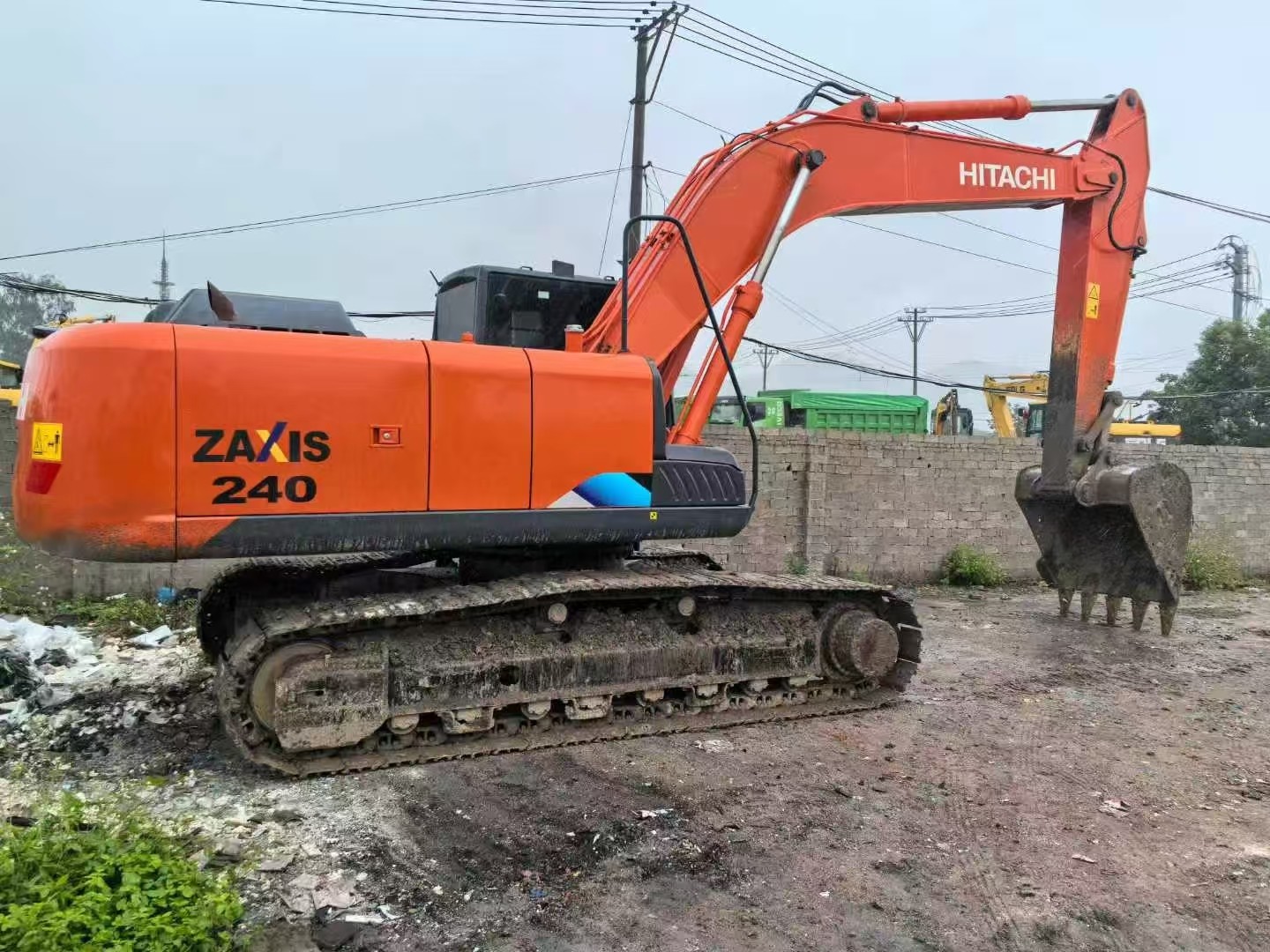 Original Brand Hitachi Zx240 Crawler Excavator 24 Ton Heavy Equipment Machine With 1m³ Bucket Capacity