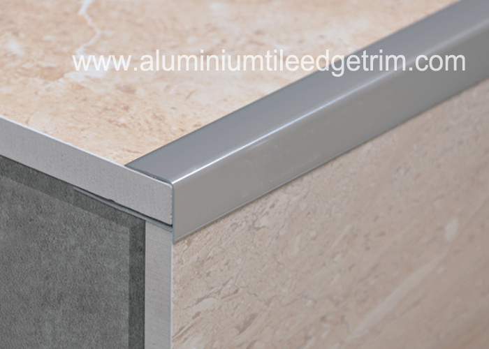 bright chrome aluminium square tile edge trim