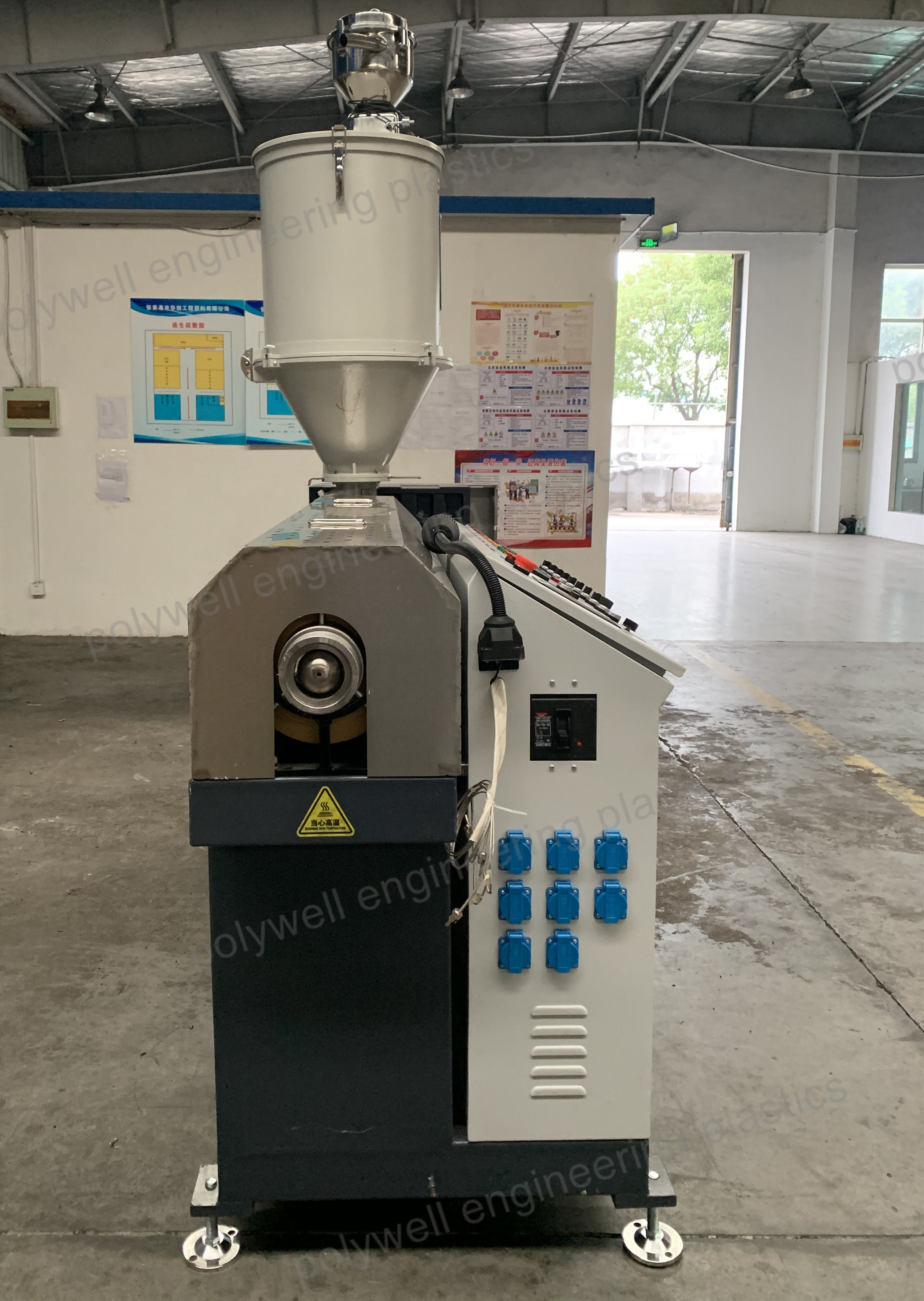 Customized PA66 Granules Cold Extrusion Insulated Strip Extruder Machine for Thermal Break
