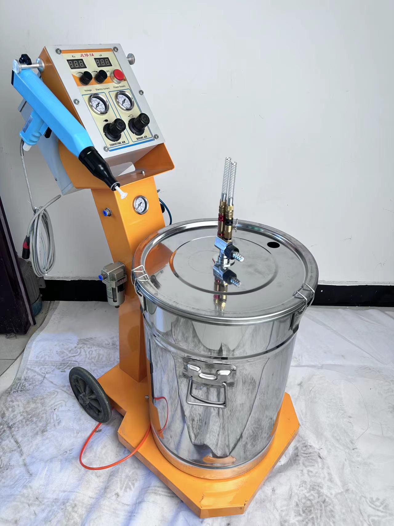 Easy Maintenance Powder Coating Spray Machine Anti Moisture For Automotive Industry