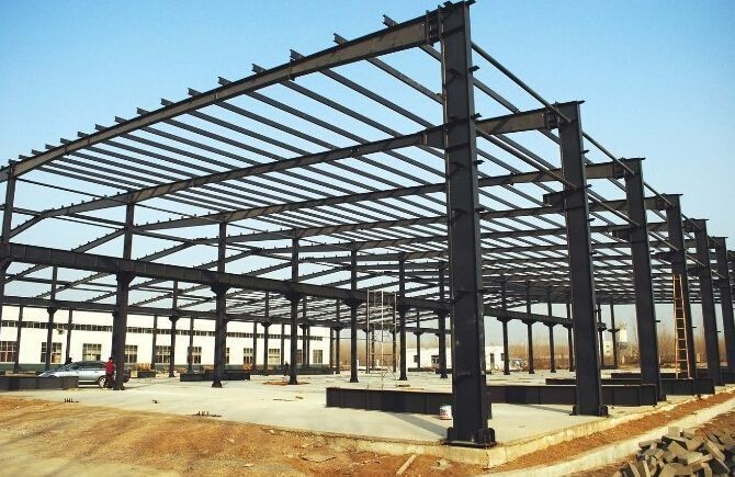 Gable Frame Metal Structure Building , Prefabricated Steel Structure Construction