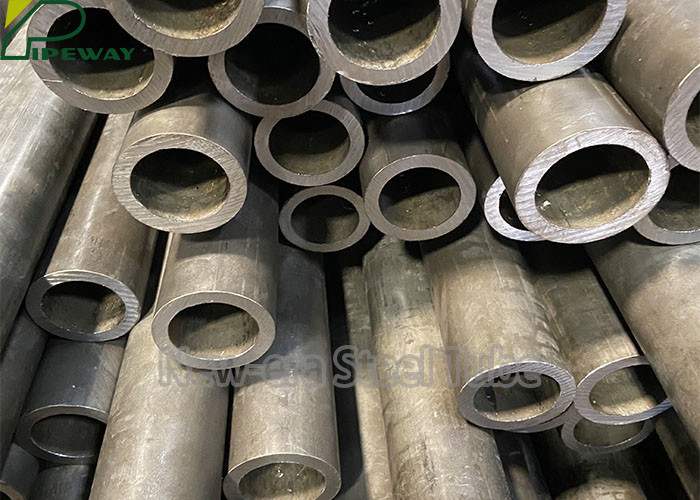 SAE4130 SAE4140 6mm Alloy Steel Seamless Pipes