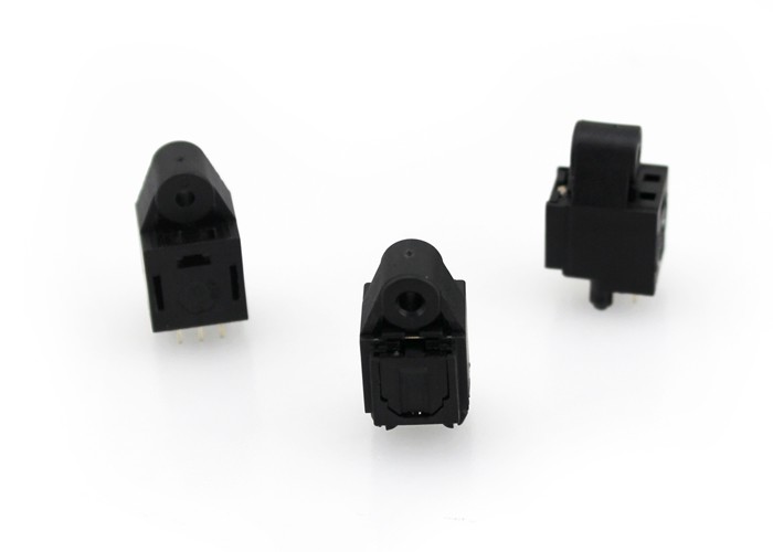 3.7 To 5.5V Optical Fiber Jack , Outdoor FTTH Audio Digital Toslink Transmitter