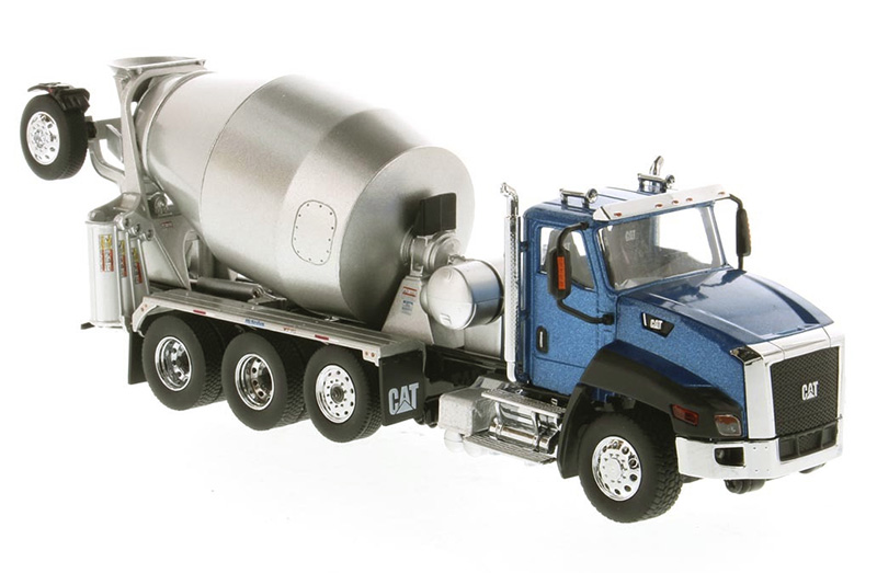 Caterpillar CT660 McNeilus Concrete Mixer Truck 1/50 Scale Diecast Model CAT Collection