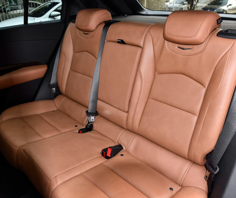 Cadillac XT4 2022 4WD Gasoline Plus 48V Light Hybrid 5 seats SUV