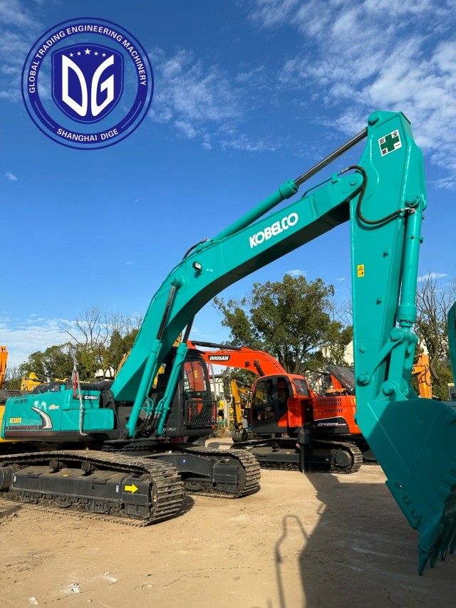 Sturdy Workhorse Sk350 Used Kobelco 35 Ton Excavator All Weather Performance