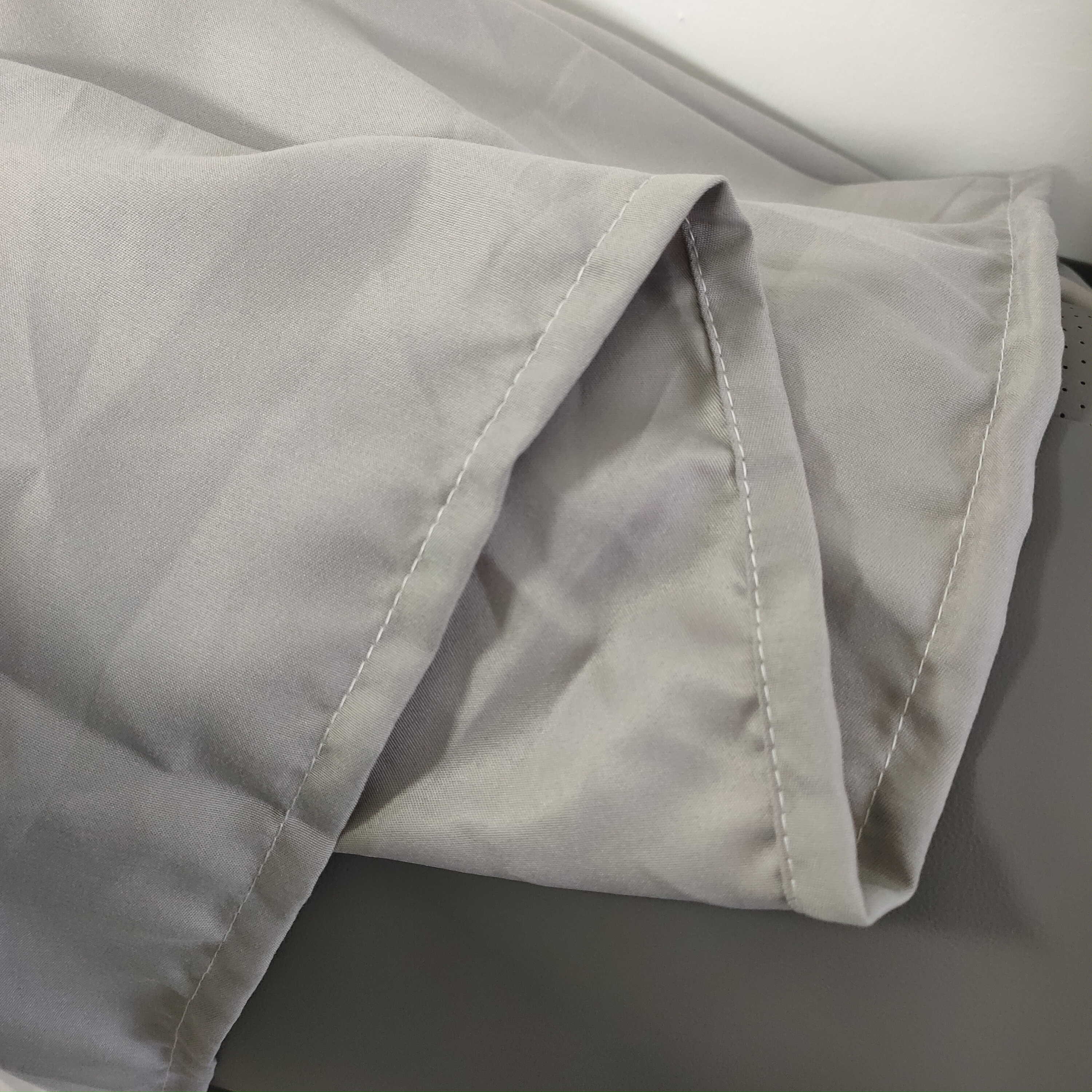 White Bear Bed Sheet Bedding Set for Hotel Baby Home Made of 100% Polyester Fabric
