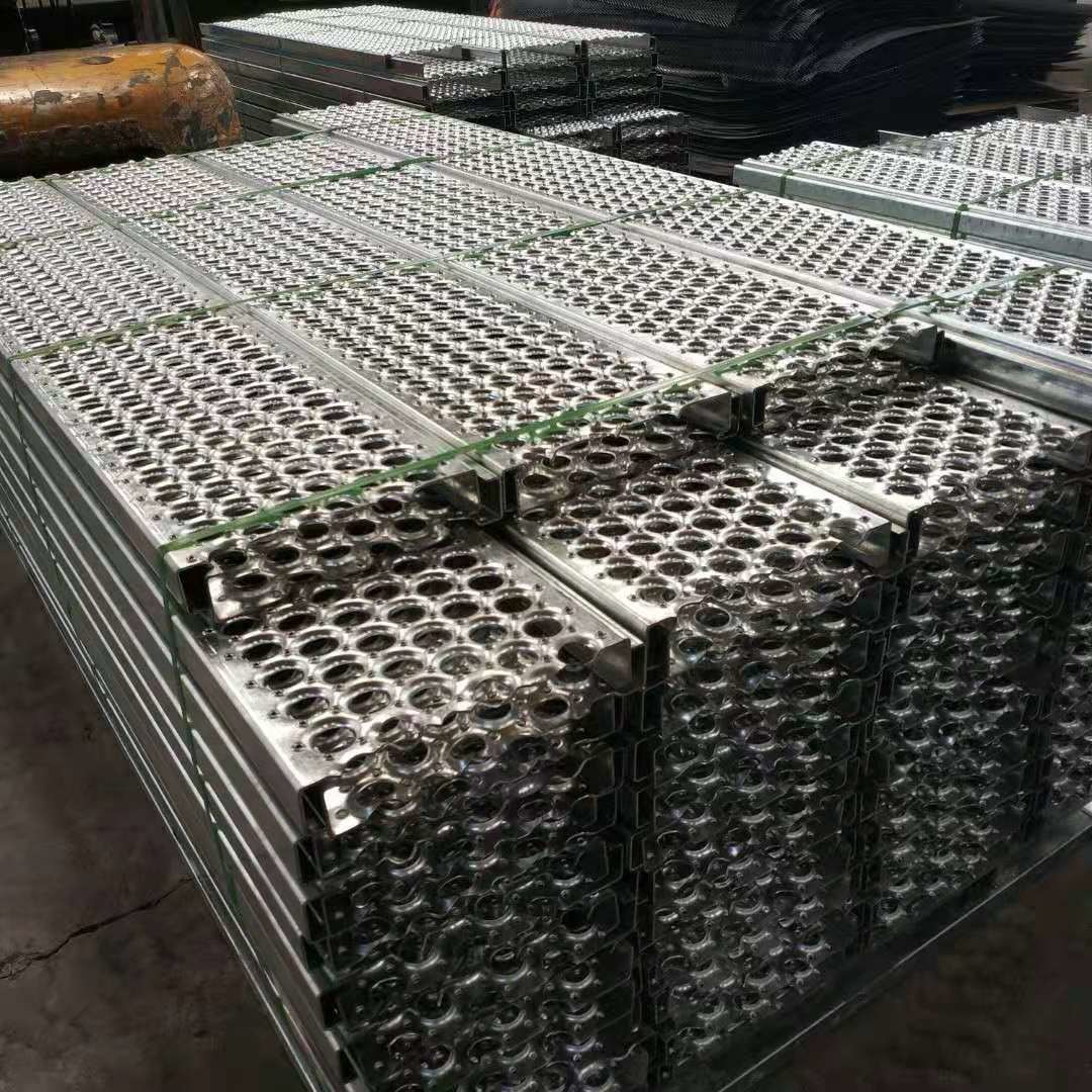 Diamond Hole Grip Span Safety Grating Galvanized Steel Anti Slip For Walkway Plank