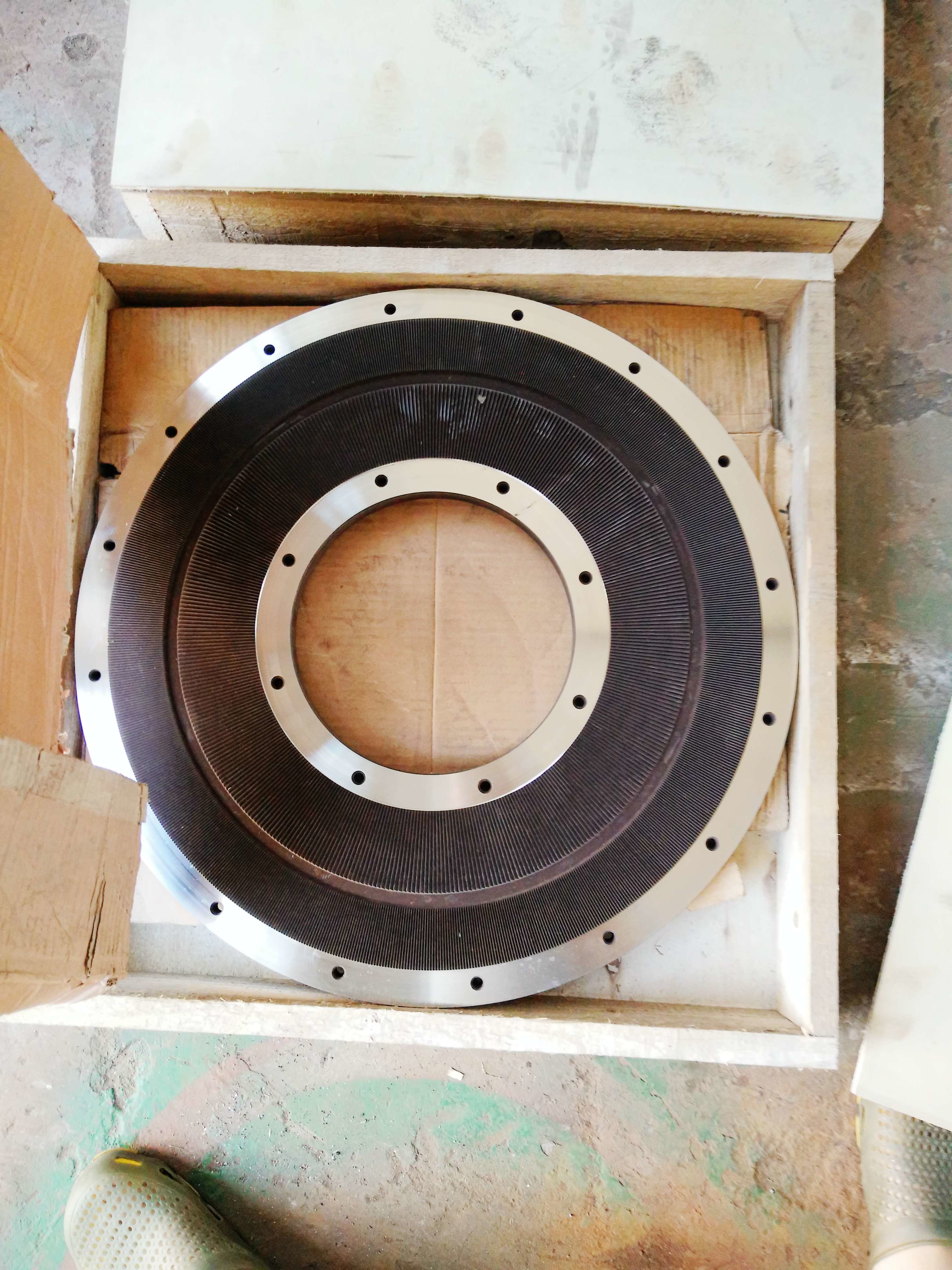 PET Flour Cutter Milling Machine High Speed Overload Protection Abrasion Resistance