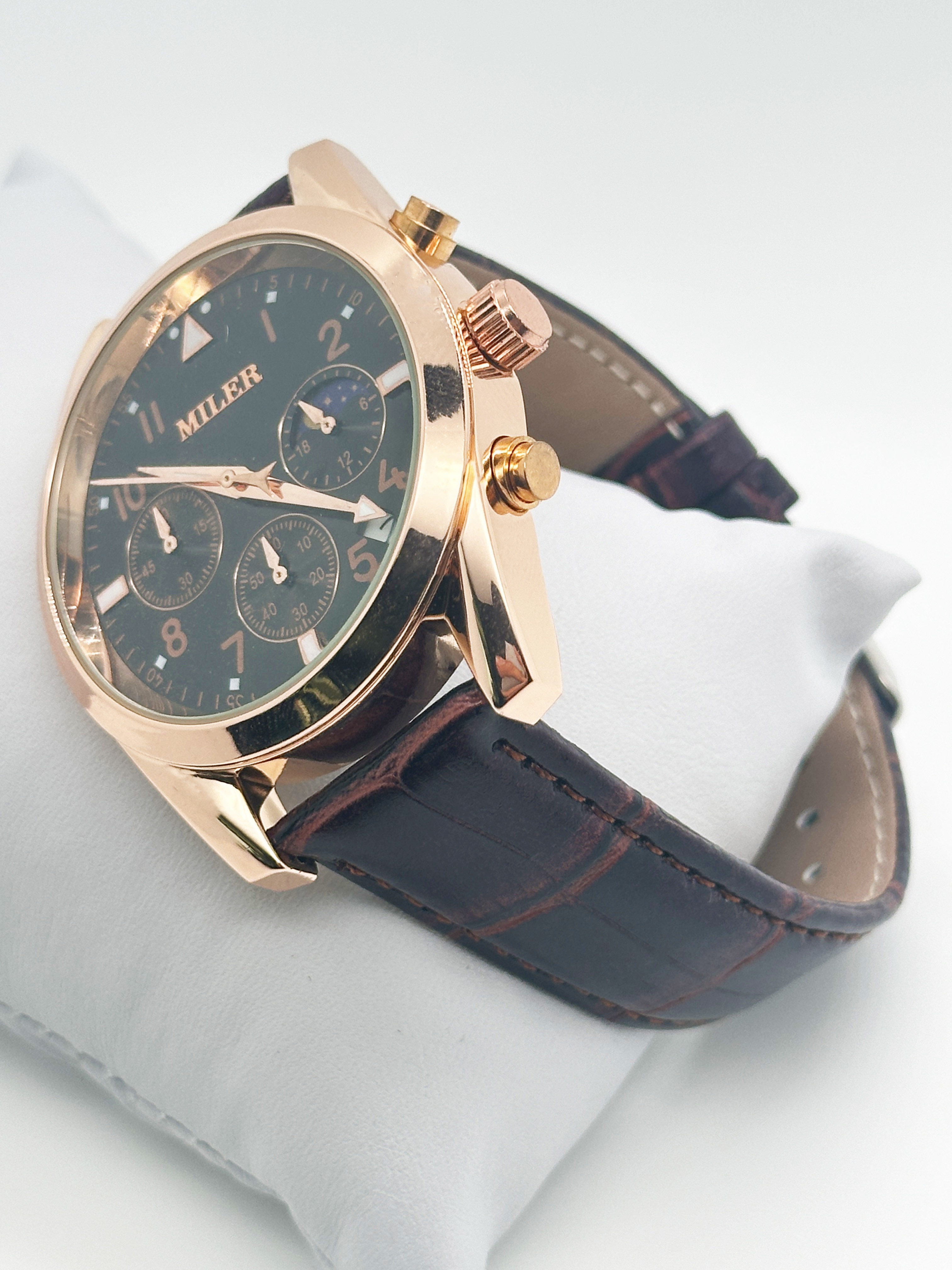 Mens Business Style Quartz Wristwatch with Leather Band