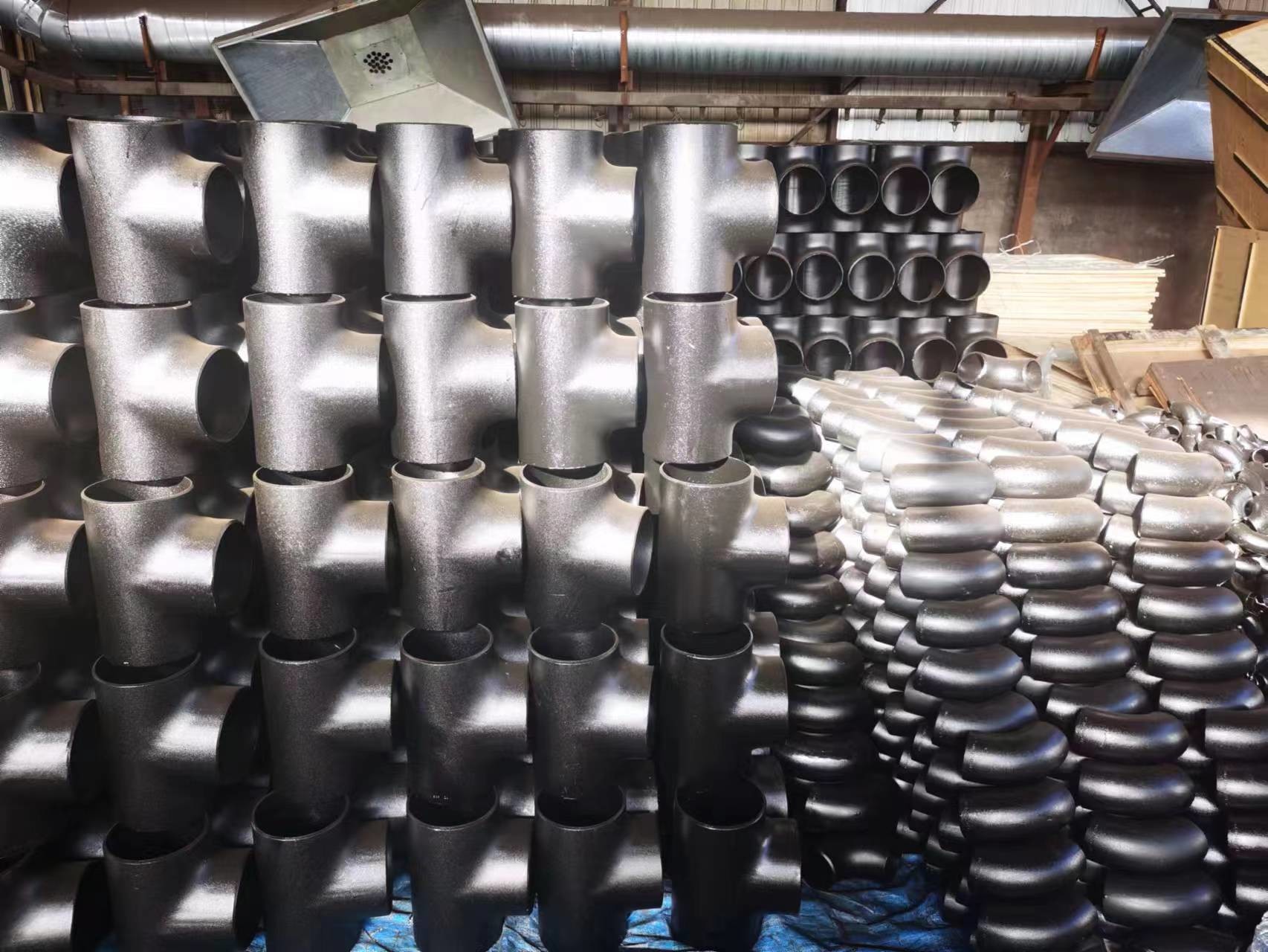 Female AN10 ASTM A234 Fittings Carbon Steel Seamless Welded