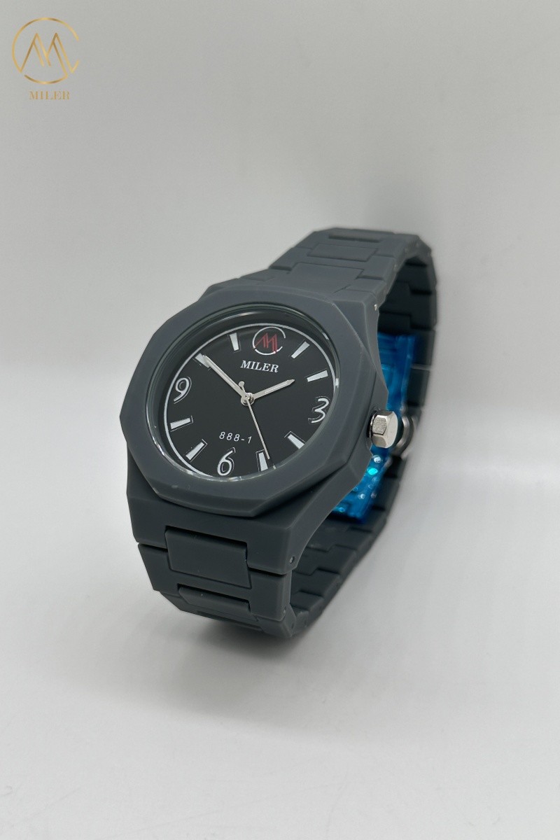 Customizable Unique Cartoon Resin Rubber Design China Quartz Movement Wristwatch