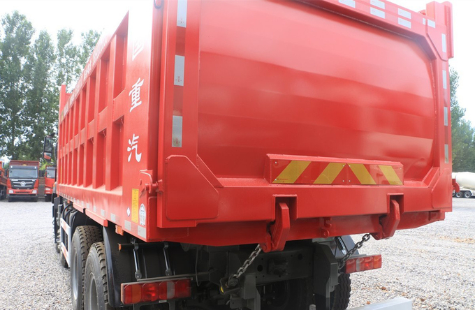Sino Truck 60t Dumper Power Diesel Engine 440hp Hohan Tipper 8×4 Mining Transportation