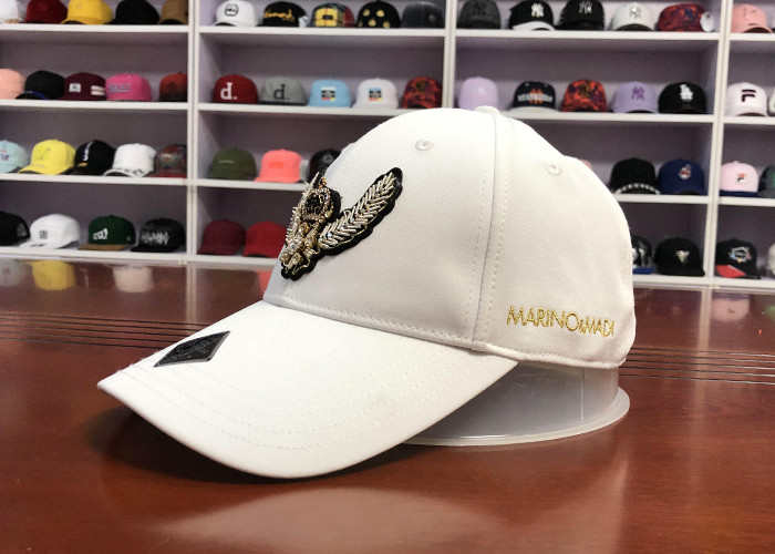 2020 Fashion Custom Personalised 6panel White Blank Embroidery Jewelry Patch Baseball Caps Hat