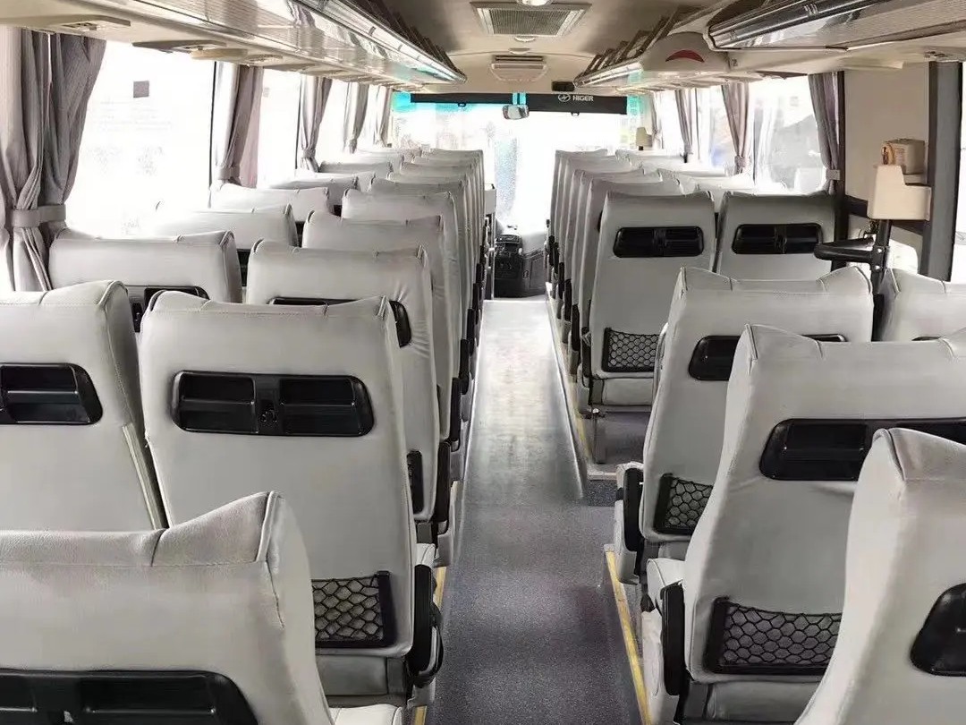 Used Bus And Coach Luggage Compartment 2 Doors 53 Seats Sealing Window With A/C Left Hand Drive Higer Bus KLQ6129