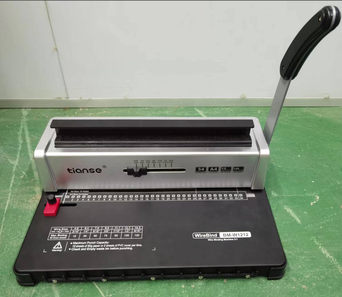 Coil 34 Hole Iron Ring Binding Machine with Punching Capacity 12 Sheets 80 Grams
